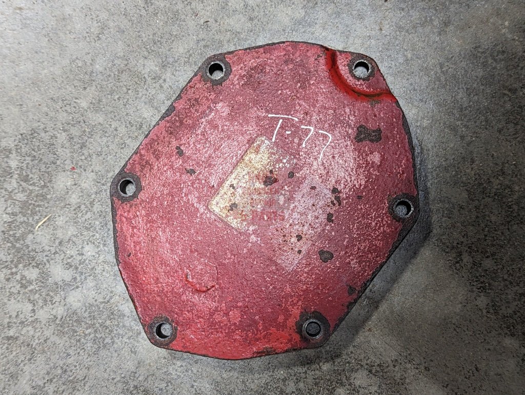 Oil Strainer Cover Ih International 388083R1 Used T77 Frame