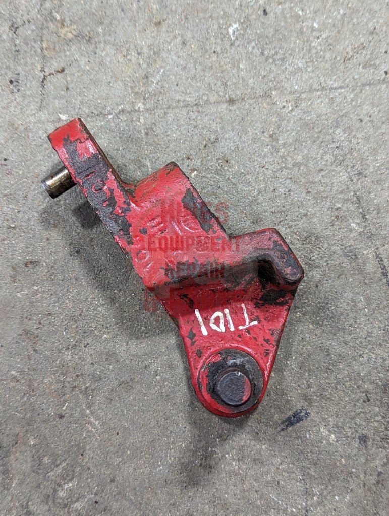 PTO Control Linkage Bracket IH International 104423C1 104424C1 USED - Hines Equipment Repair &amp; Parts