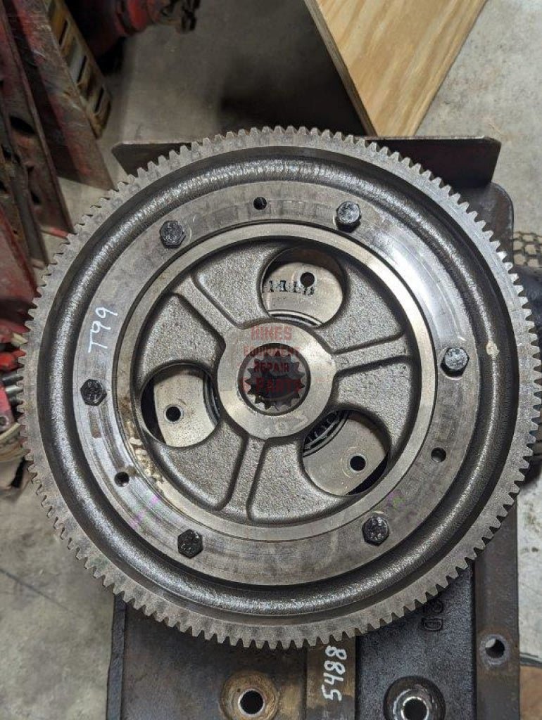 PTO Driven Gear Assembly IH International 139314C1 148871C92 USED - Hines Equipment Repair &amp; Parts