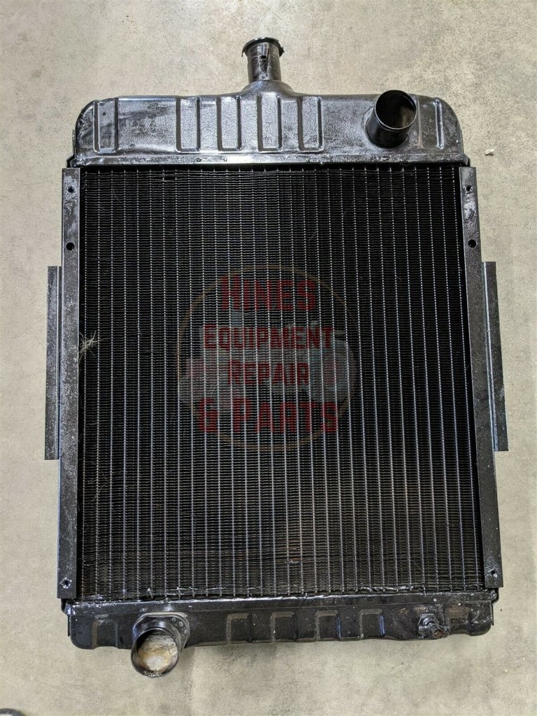 Radiator IH International 396351R91 USED - Hines Equipment Repair &amp; Parts