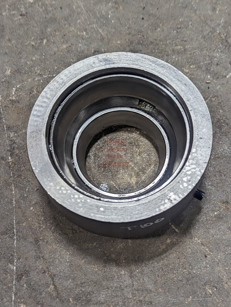 Rear Countershaft Bearing Cage IH International 68523C1 USED - Hines Equipment Repair &amp; Parts