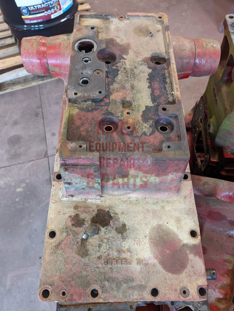 Rear Frame Top Cover IH International 398352R1 398353R91 USED - Hines Equipment Repair &amp; Parts