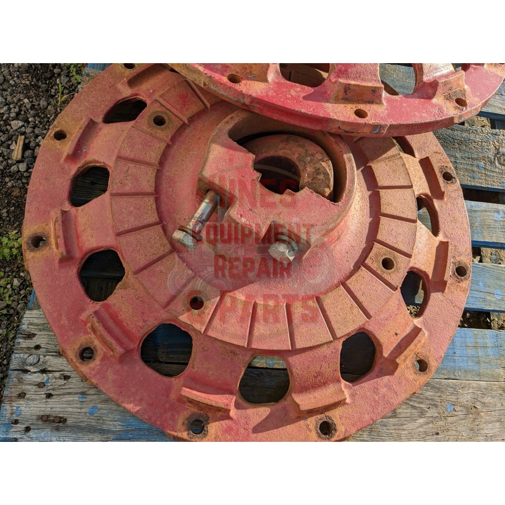 Rear Wheel Hub IH International 383579R2 USED - Hines Equipment Repair &amp; Parts