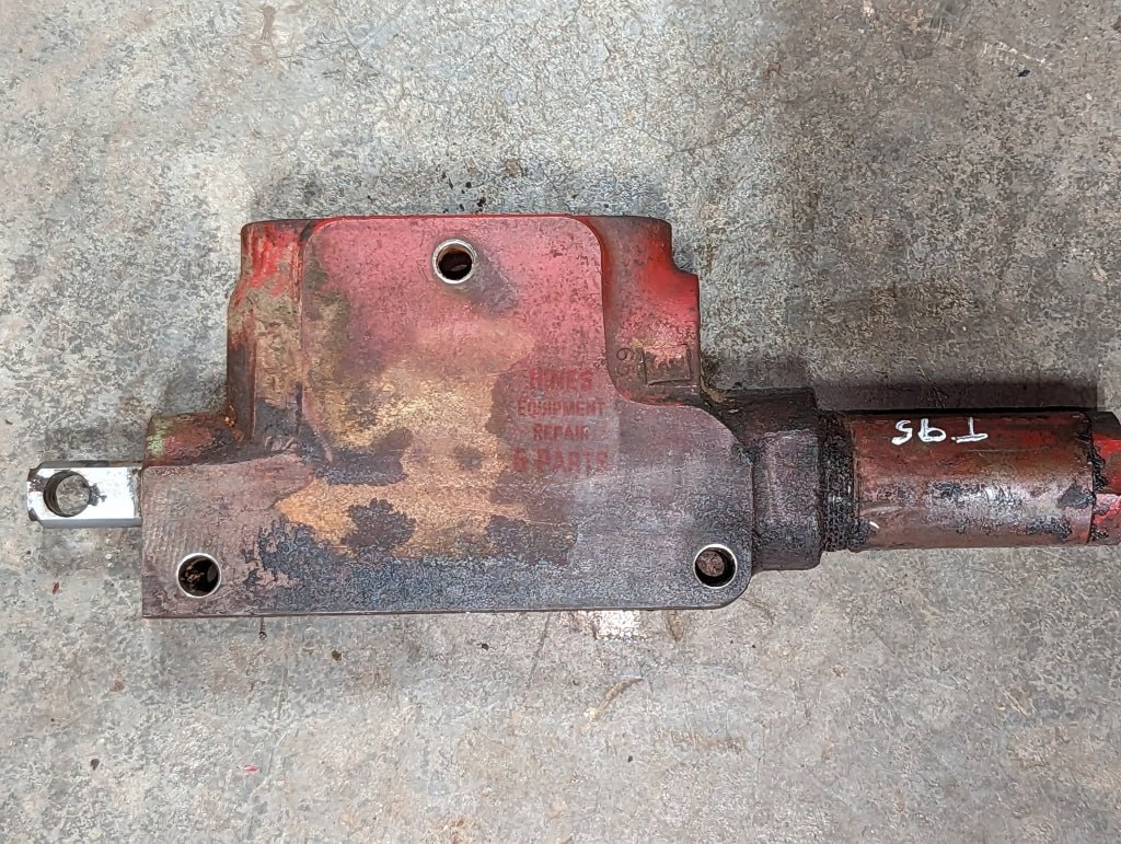 Remote Auxiliary Valve International 390827R1 390826R92 USED - Hines Equipment Repair & Parts