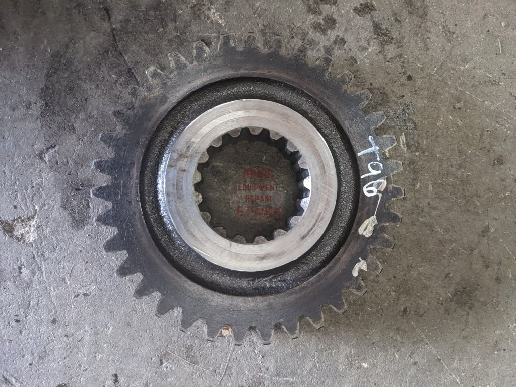 Reverse Driven Gear IH International 380288R1 380288R2 138764C2 USED - Hines Equipment Repair &amp; Parts