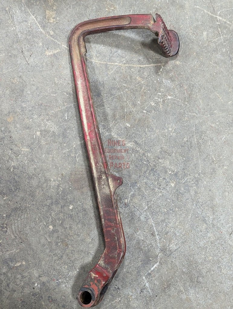 Right Brake Pedal IH International 388273R1 USED - Hines Equipment Repair & Parts