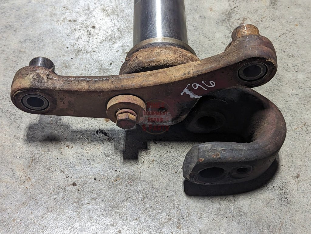 Right Crank Arm Assembly IH International 64837C1 64835C1 USED - Hines Equipment Repair &amp; Parts