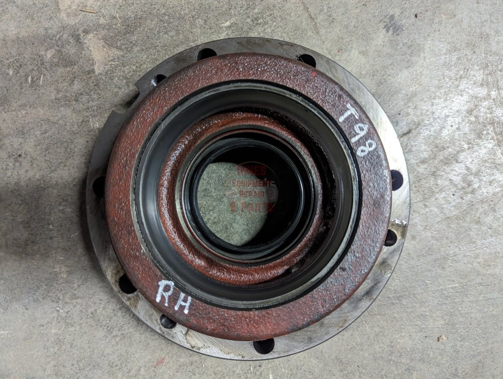 Right Differential Bearing Retainer IH International 380199R2 USED - Hines Equipment Repair &amp; Parts
