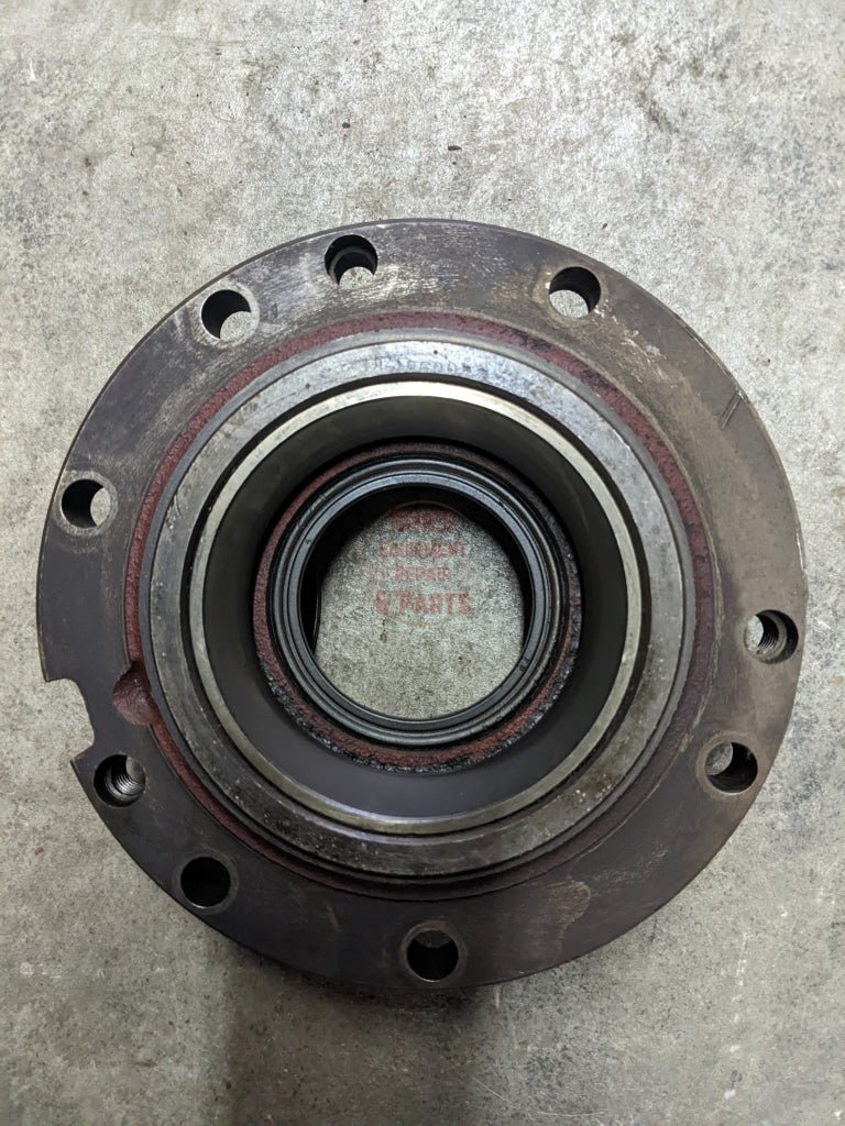 Right Differential Bearing Retainer IH International 400900R1 USED - Hines Equipment Repair &amp; Parts