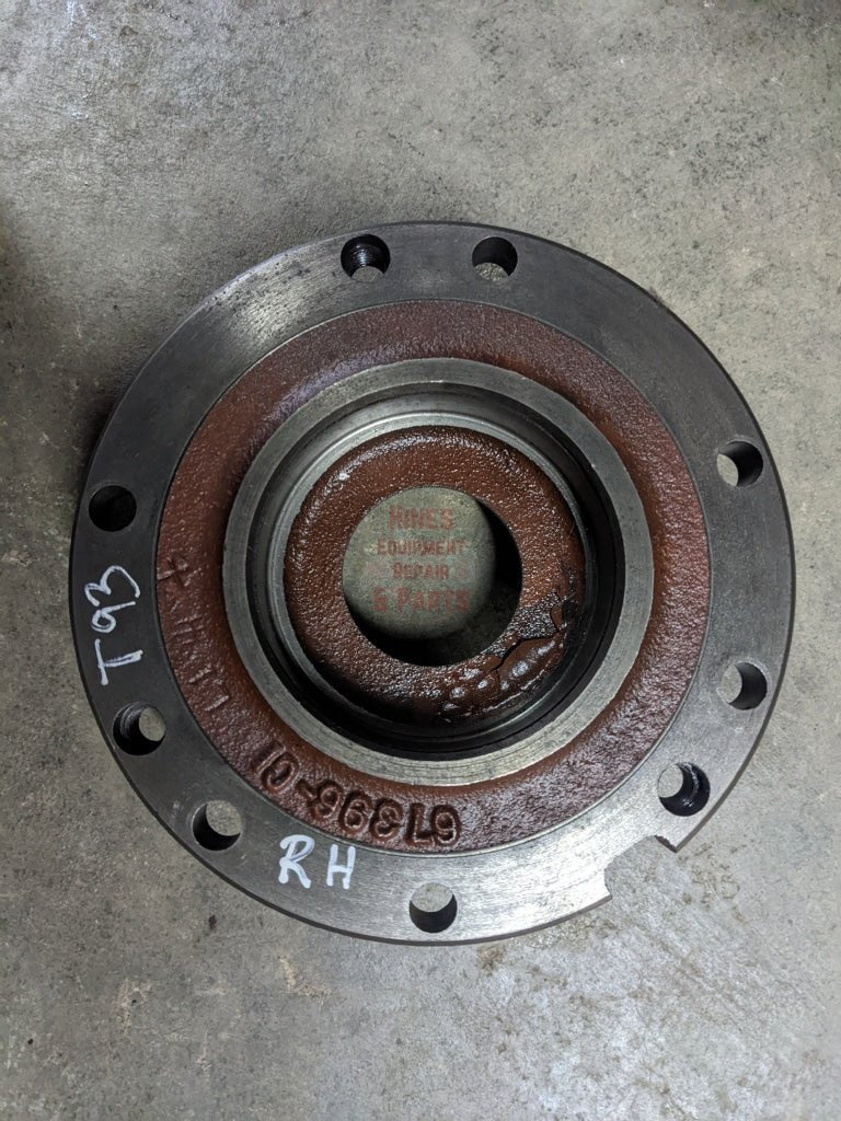 Right Differential Bearing Retainer IH International 67396C1 USED - Hines Equipment Repair & Parts