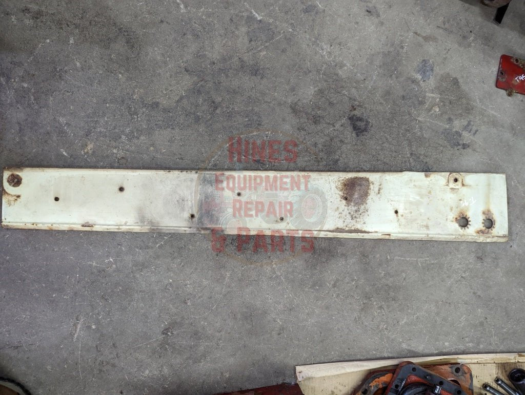 Right Front Hood Side Panel IH International 399540R1 USED - Hines Equipment Repair &amp; Parts