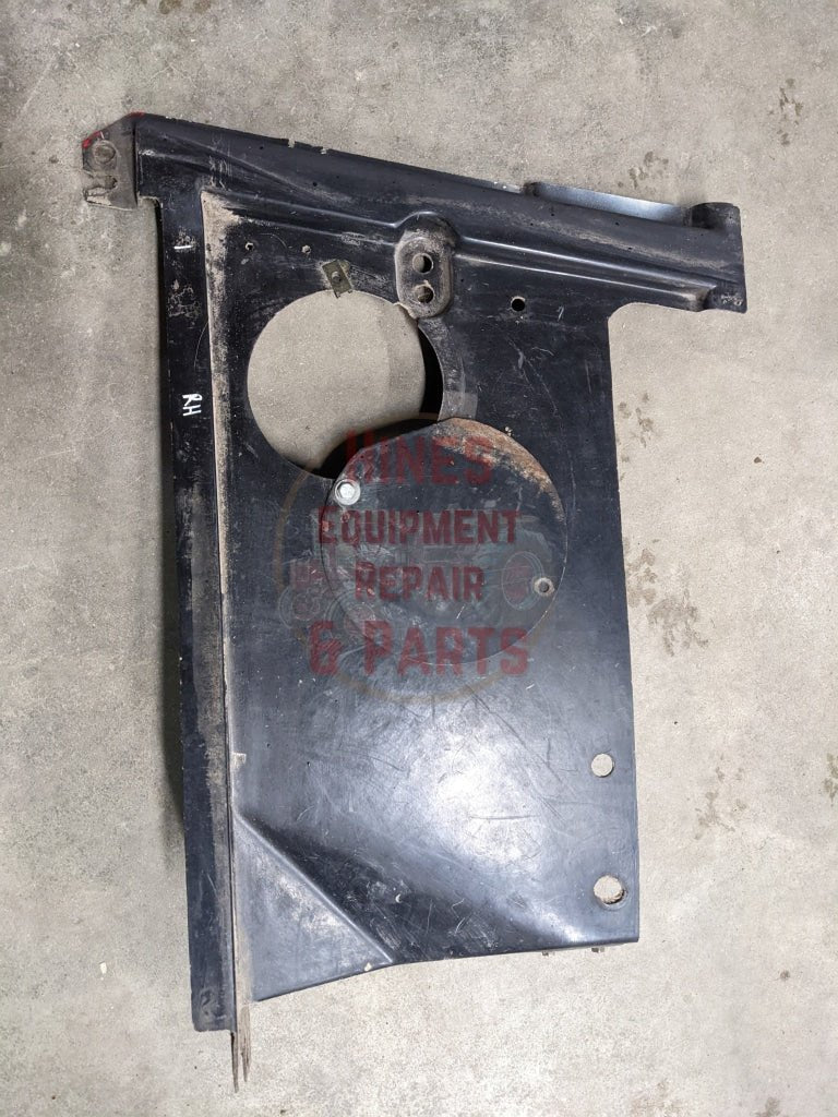 Right Fuel Tank Shroud IH International 536779R1 USED - Hines Equipment Repair &amp; Parts