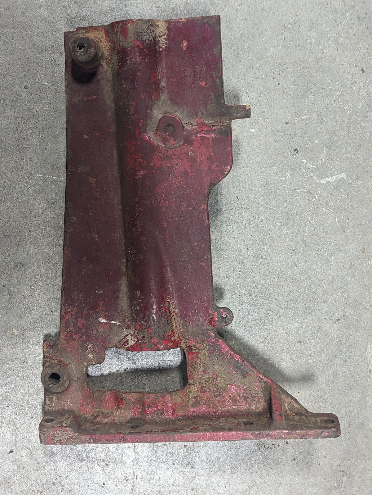 Right Gear Selector Support IH International 398109R2 USED - Hines Equipment Repair &amp; Parts