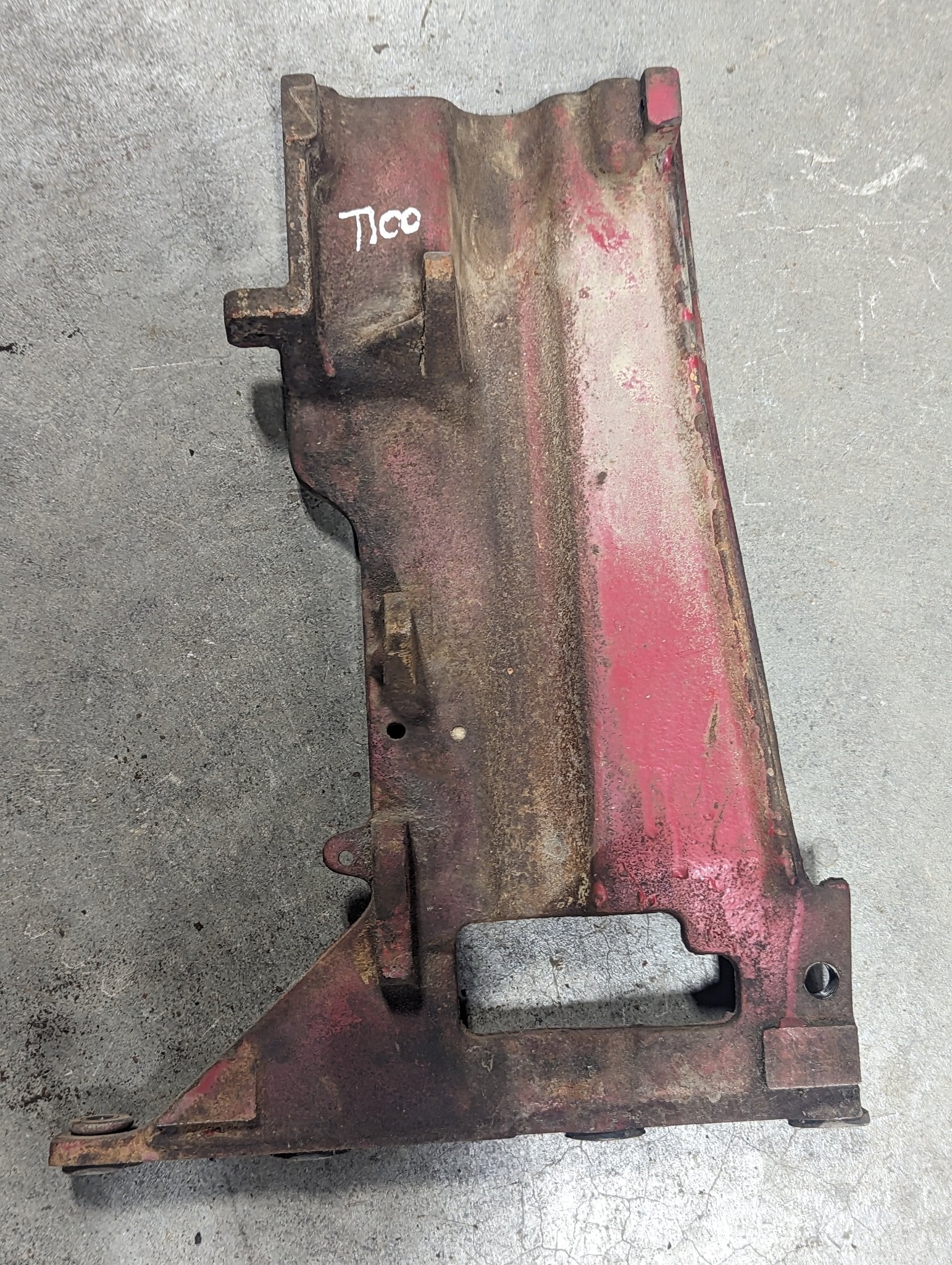 Right Gear Selector Support IH International 536660R1 USED - Hines Equipment Repair & Parts