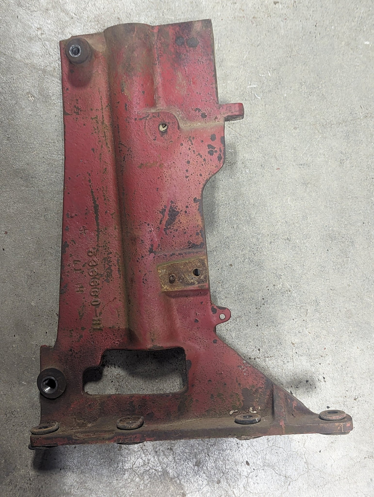 Right Gear Selector Support IH International 536660R1 USED - Hines Equipment Repair &amp; Parts