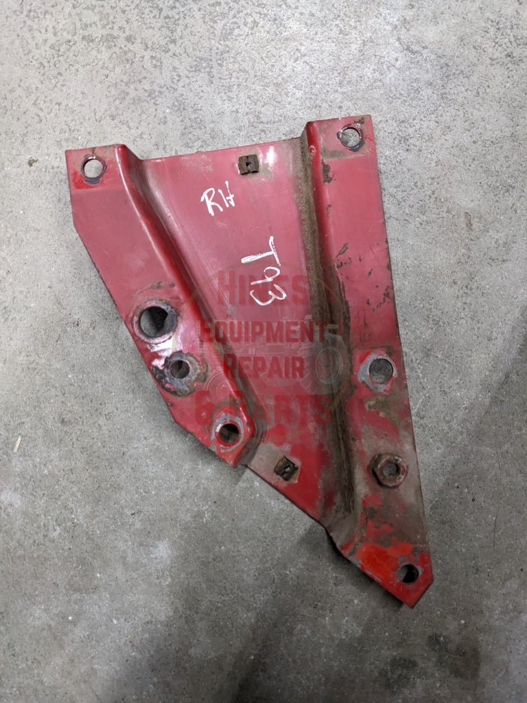 Right Instrument Panel Support IH International 104017C1 USED - Hines Equipment Repair & Parts