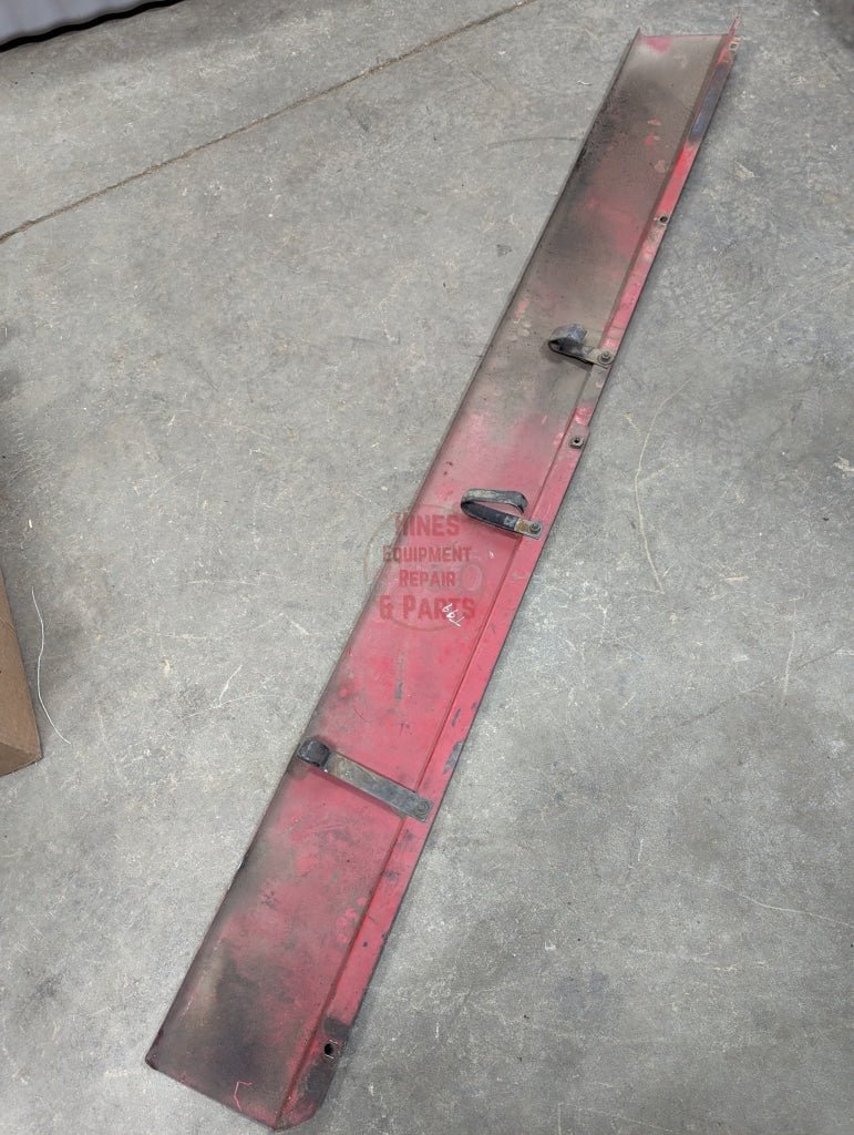 Right Lower Side Panel IH International 139172C1 USED - Hines Equipment Repair &amp; Parts