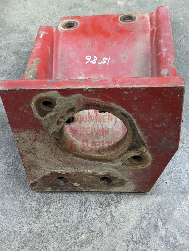 Right Rear Cab Mount Bracket IH International 117707C1 USED - Hines Equipment Repair &amp; Parts