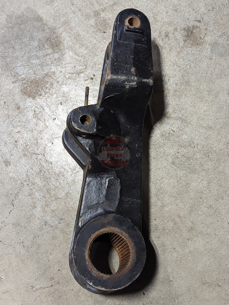 Right Rockshaft Arm IH International 145469C2 1286930C5 USED - Hines Equipment Repair &amp; Parts