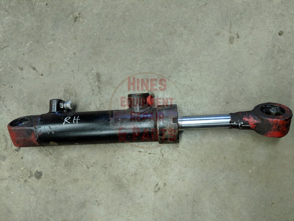 Right Steering Cylinder IH International 140738C91 USED - Hines Equipment Repair &amp; Parts