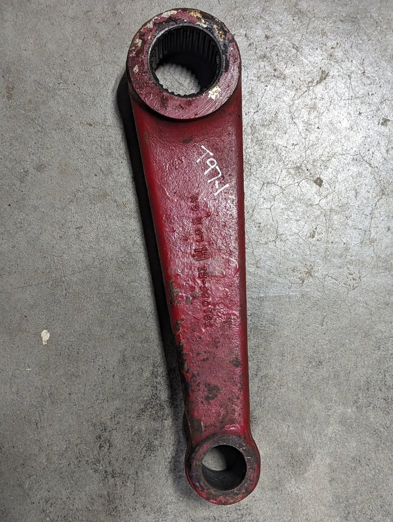 Rockshaft Arm IH International 389354R11 USED - Hines Equipment Repair &amp; Parts