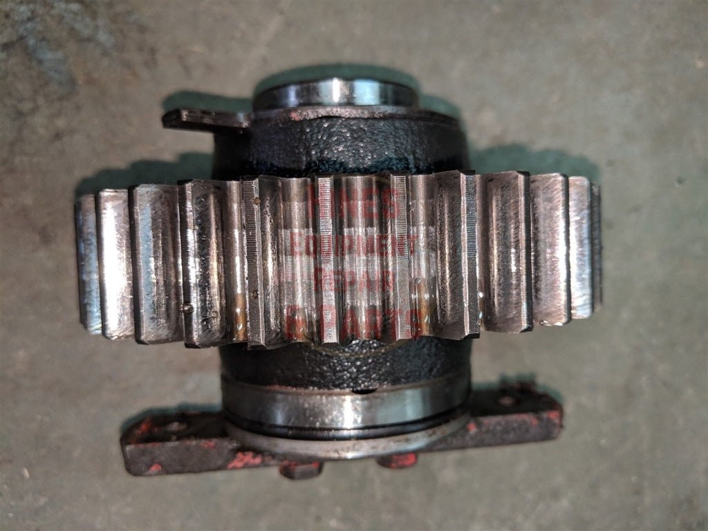 Transfer Case Idler Gear International 127289C2 USED - Hines Equipment Repair & Parts