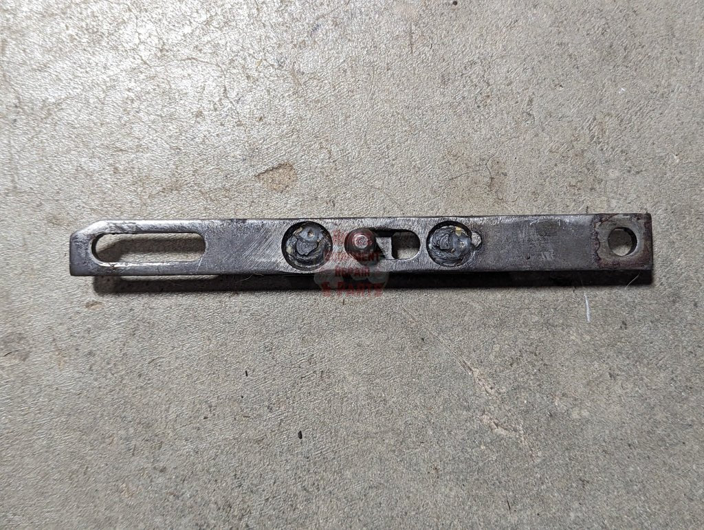 Walking Beam to Valve Link IH International 403984R1 USED - Hines Equipment Repair &amp; Parts