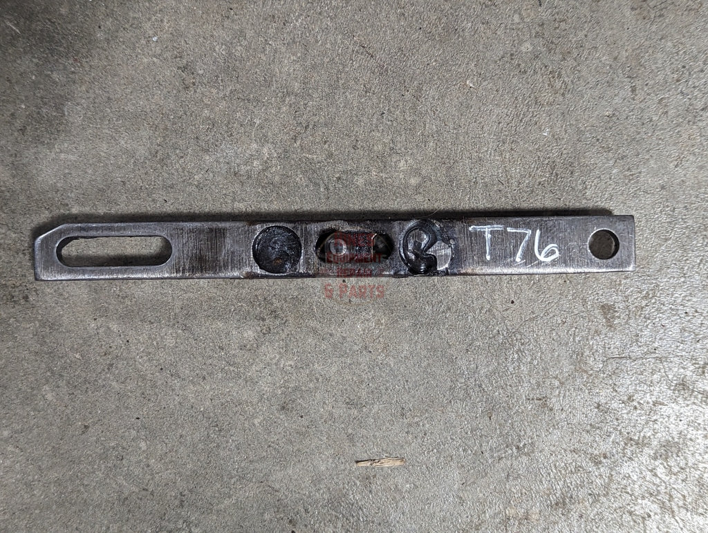 Walking Beam to Valve Link IH International 403984R1 USED - Hines Equipment Repair &amp; Parts