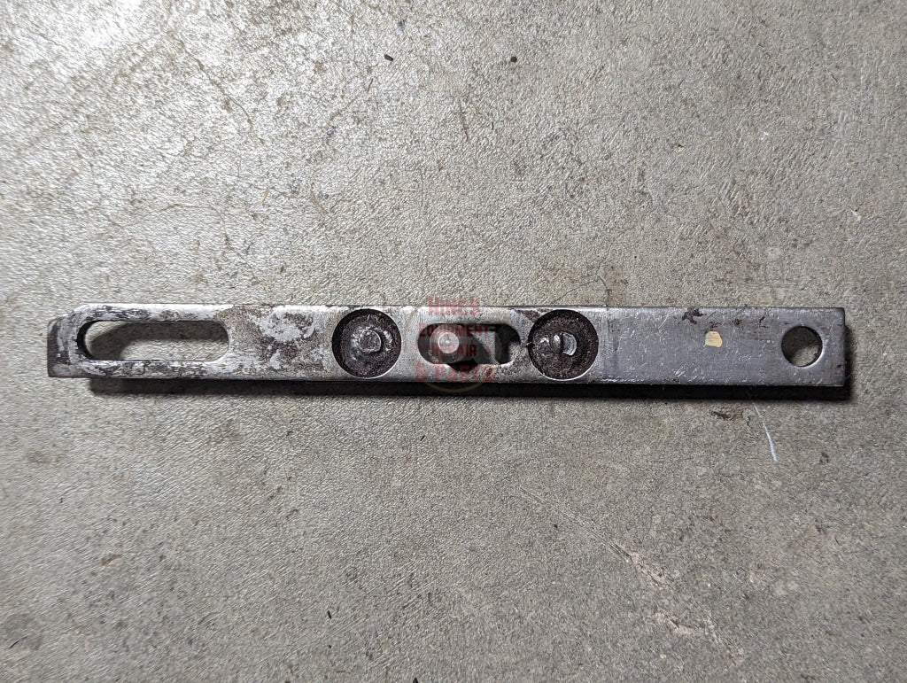 Walking Beam to Valve Link IH International 403984R1 USED - Hines Equipment Repair &amp; Parts